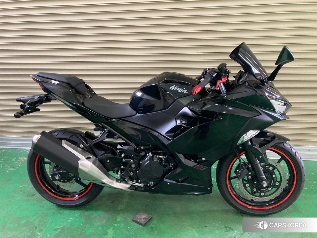 Проданный Kawasaki Ninja 400-2 2018 из Японии, фото 2