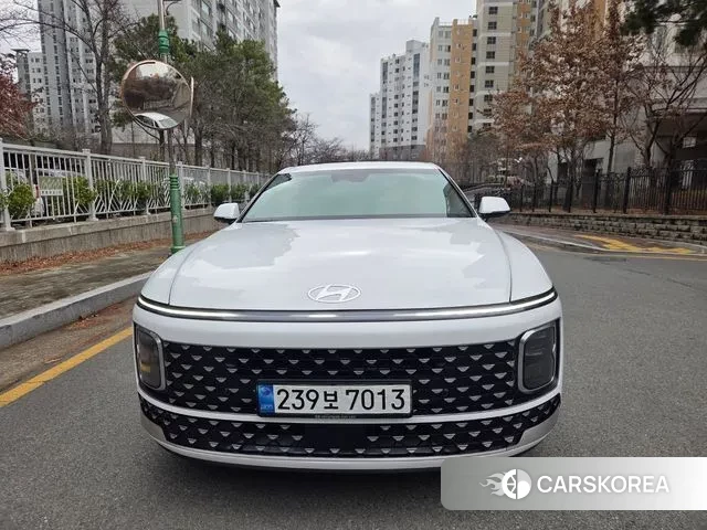 Hyundai Grandeur (GN7) 2023 Белый из Кореи