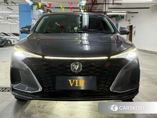 Chang'an Yidong 2022 Темно-серый из Китая
