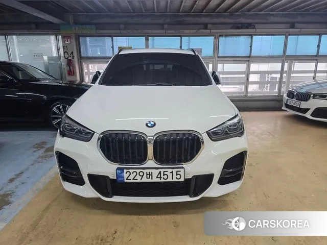 BMW X1 (F48) 2022 Белый из Кореи