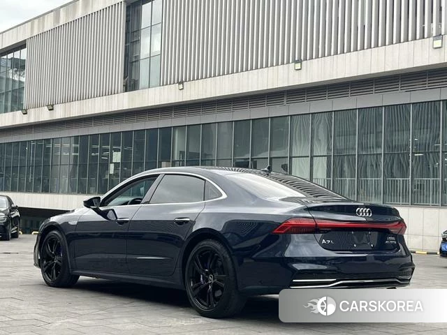 Audi A7L 2023 Синий из Китая
