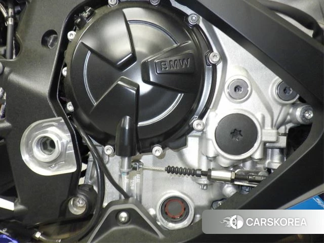 Engine photo