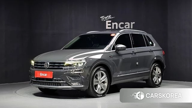 Volkswagen Tiguan second Generation 2018 Серый из Кореи