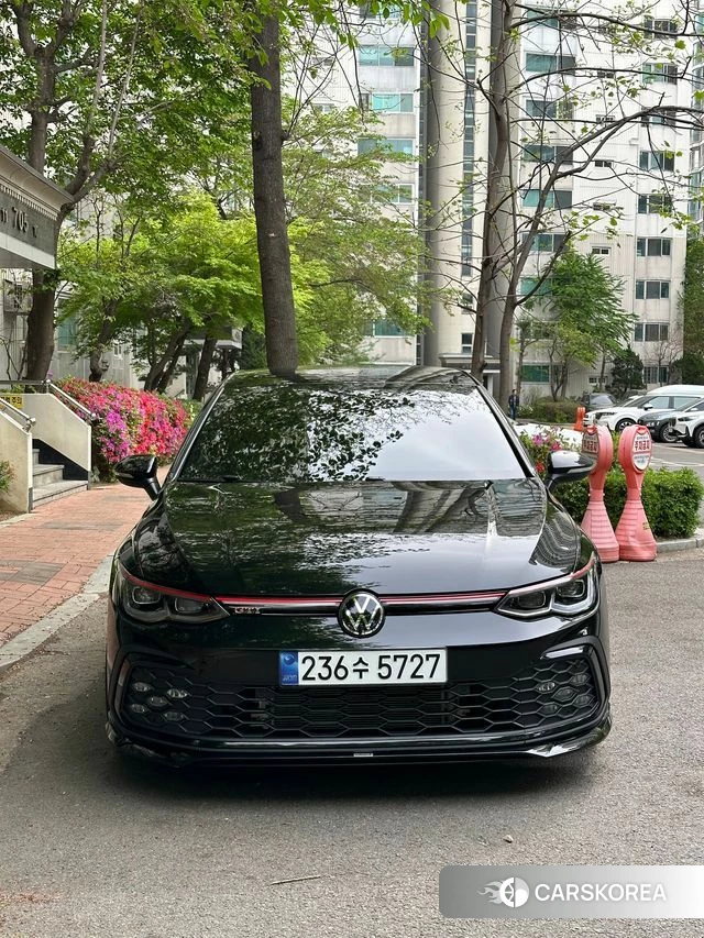 Volkswagen Golf 8th Generation 2024 Черный из Кореи