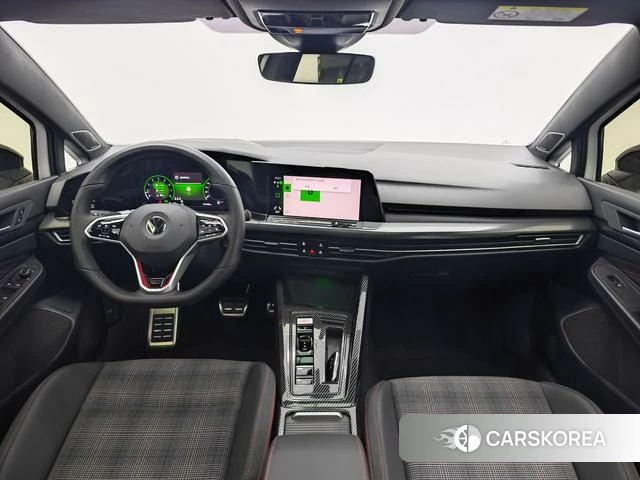 Volkswagen Golf 2022 Белый из Китая