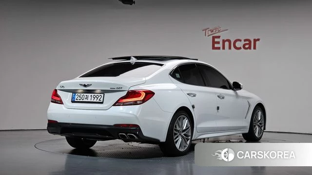 Genesis G70 2019 Белый из Кореи