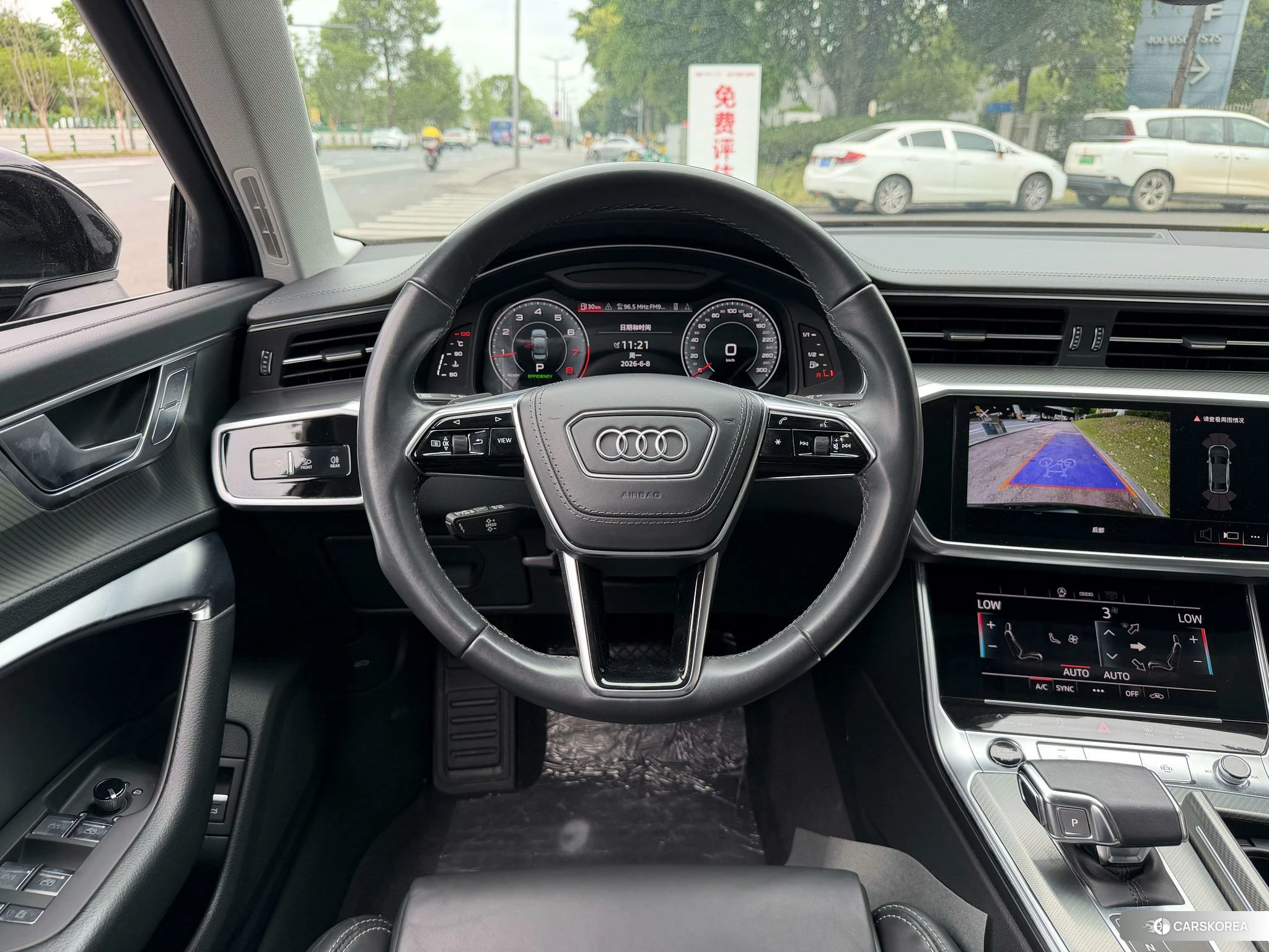 Audi A6L 2022 Черный из Китая
