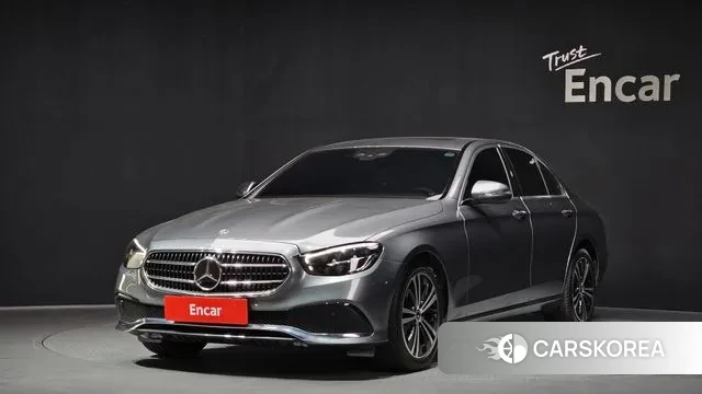Mercedes-Benz E-Class W213 2021 Серый из Кореи