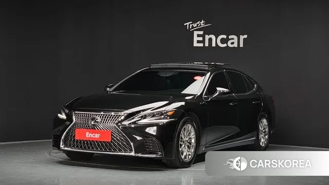 Lexus LS500 5th generation 2019 Серый из Кореи
