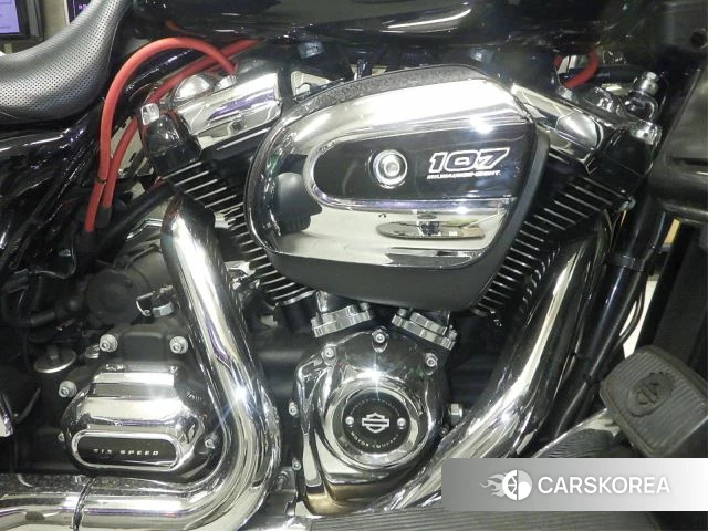 Engine photo