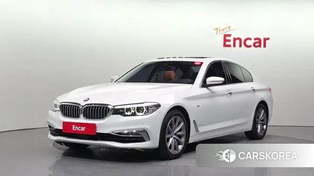 BMW 5 Series (G30) 2018 Белый из Кореи