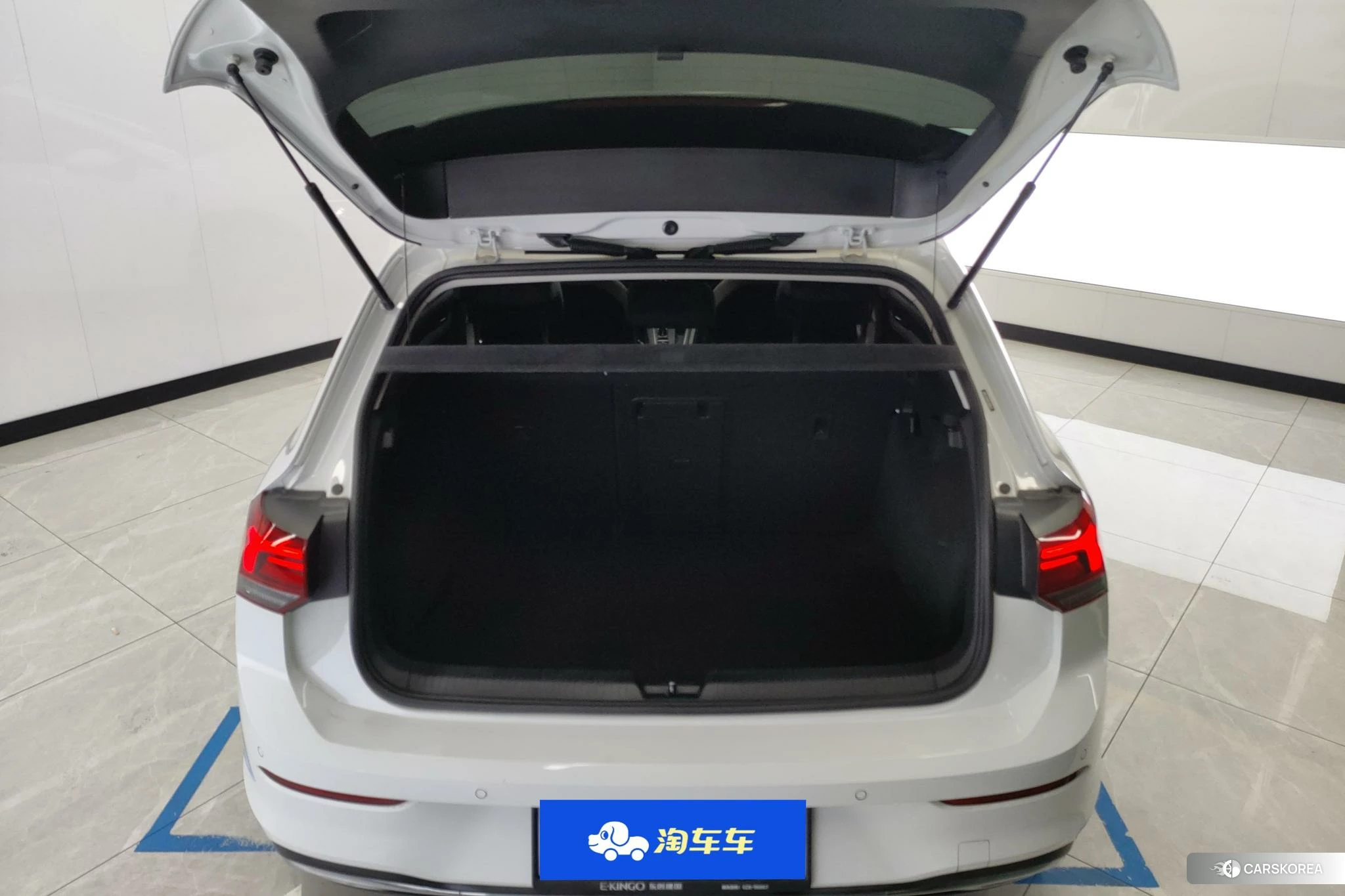 Volkswagen Golf 2020 Белый из Китая