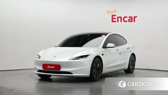 Tesla Model 3 2024 Белый из Кореи