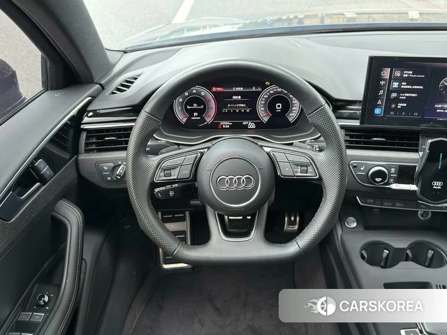Audi A4L 2024 Темно-серый из Китая