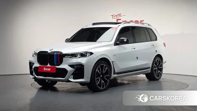 BMW X7 (G07) 2022 Белый из Кореи