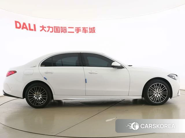 Mercedes-Benz Class C 2024 Белый из Китая