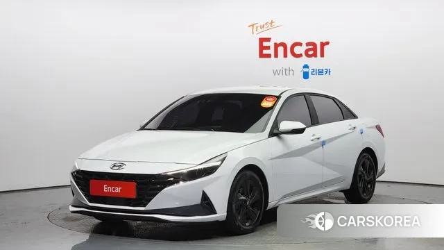 Hyundai Avante Hybrid (CN7) 2022 Белый из Кореи