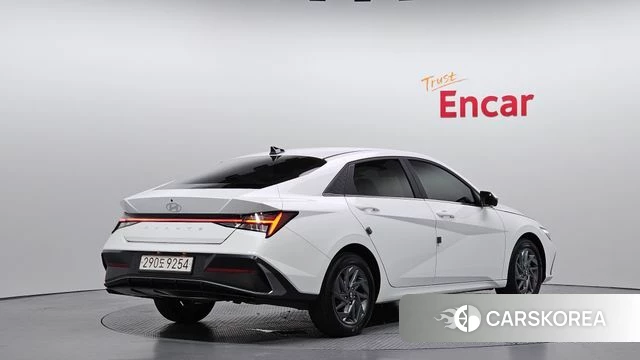 Hyundai The New Avante (CN7) 2024 Белый из Кореи