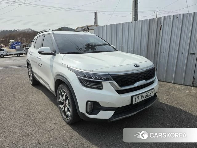 Kia Seltos 2020 Белый из Кореи