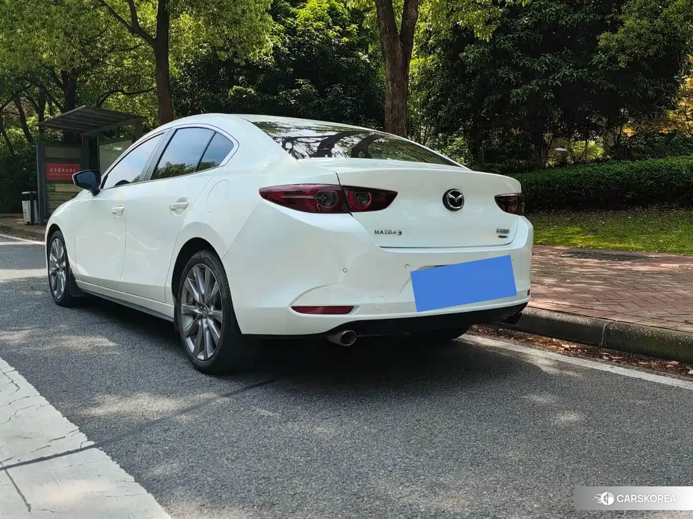Mazda 3 2021 Белый из Китая