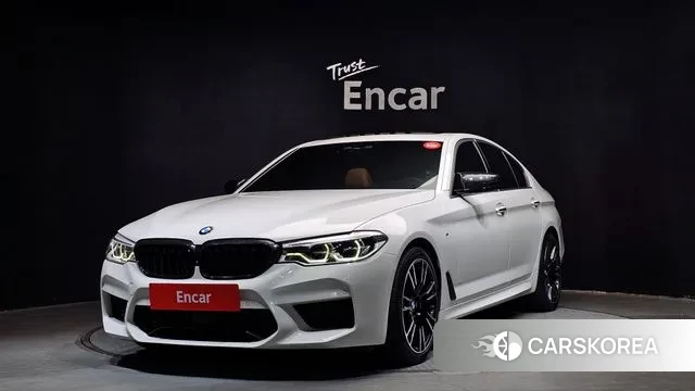 BMW 5 Series (G30) 2018 Белый из Кореи