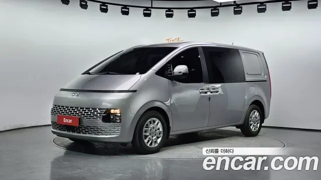 Hyundai Staria 2022 Серебряный из Кореи