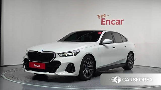 BMW 5 Series (G60) 2025 Белый из Кореи