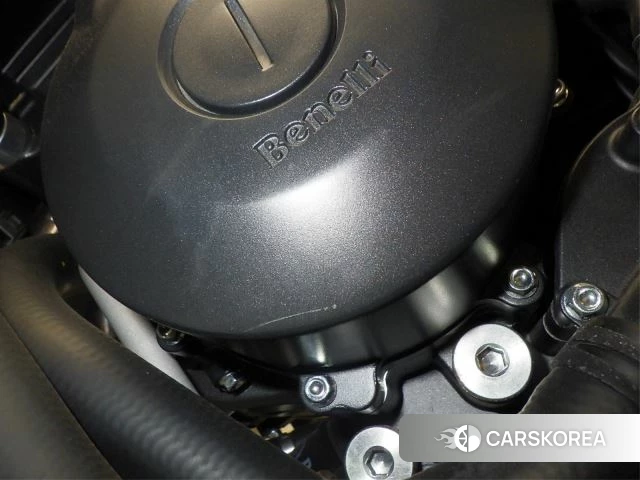 Engine photo
