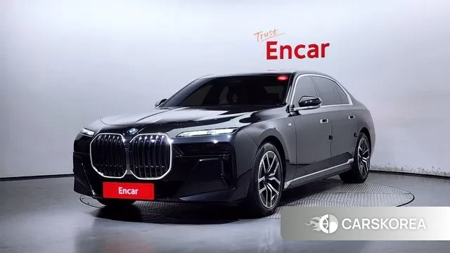 BMW 7 Series (G70) 2023 Черный из Кореи