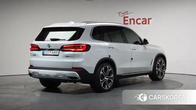 BMW X5 (G05) 2022 Белый из Кореи