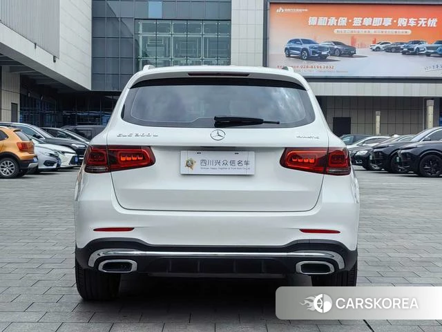 Mercedes-Benz GLC 2021 Белый из Китая