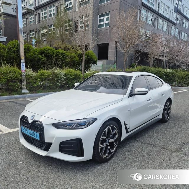 BMW i4 2022 Белый из Кореи