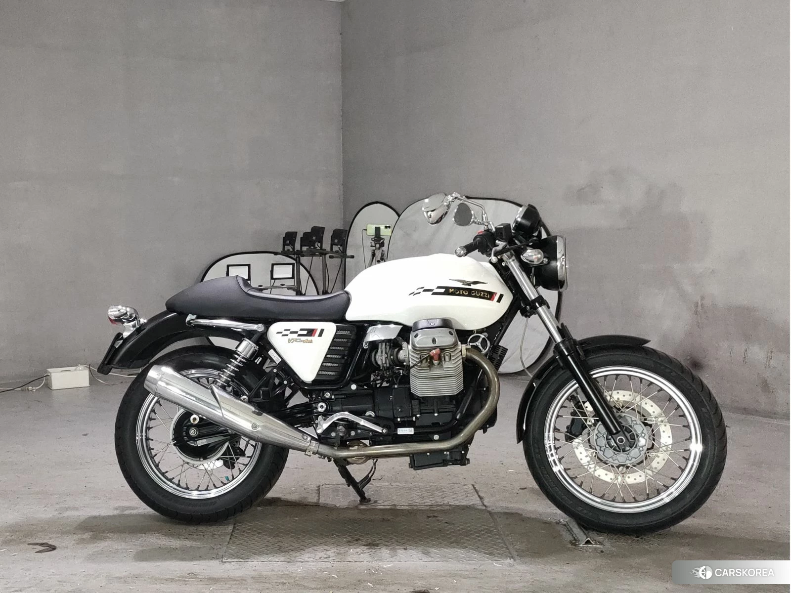 MOTO GUZZI V7 CLASSIC 2010 из Японии, фото 2