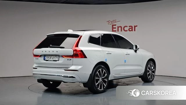 Volvo XC60 second Generation 2023 Белый из Кореи