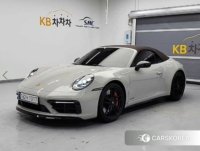 Porsche 911(992) 2023 Белый из Кореи