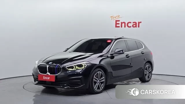 BMW 1 Series (F40) 2021 Черный из Кореи