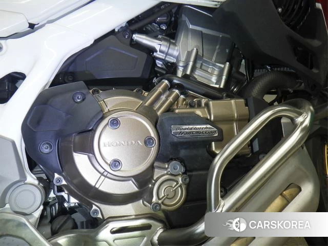 Engine photo