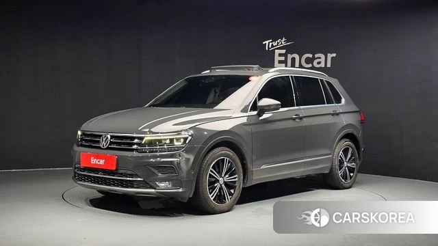 Volkswagen Tiguan second Generation 2020 Серый из Кореи