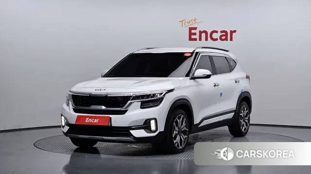 Kia Seltos 2022 Белый из Кореи