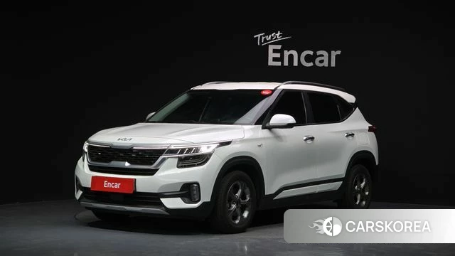 Kia Seltos 2022 Белый из Кореи