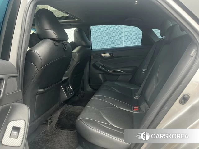 Toyota Asian dragon 2021 Серебристо-серый из Китая