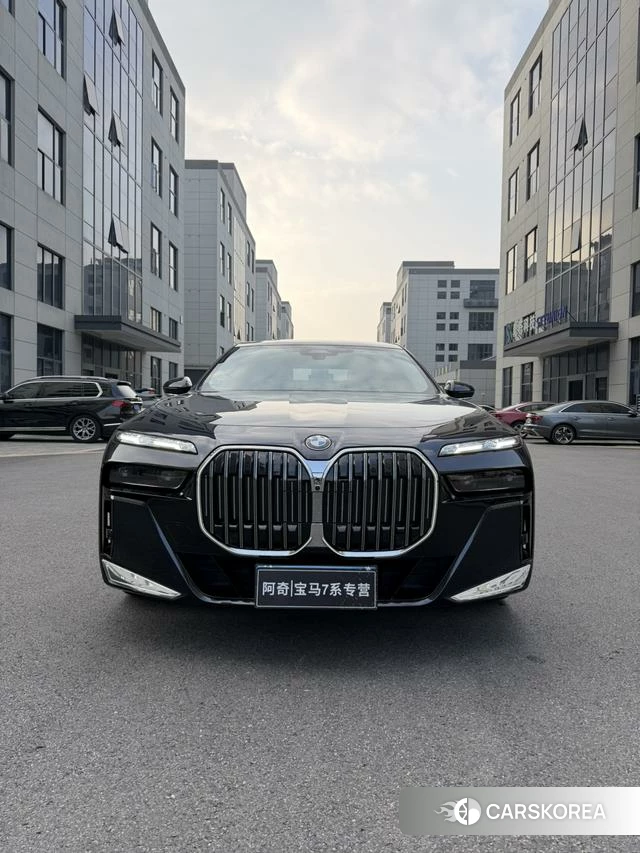 BMW 7 series 2024 Черный из Китая
