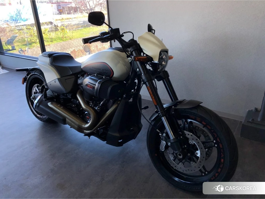 Проданный Harley-Davidson Softail FXDR 114 2019 из Японии