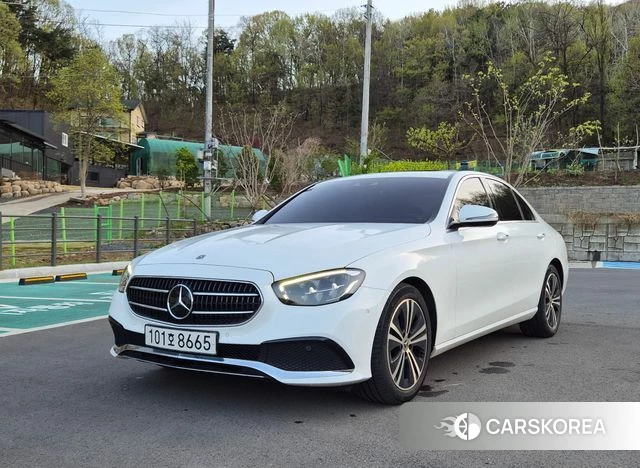 Mercedes-Benz E-Class W213 2020 Белый из Кореи