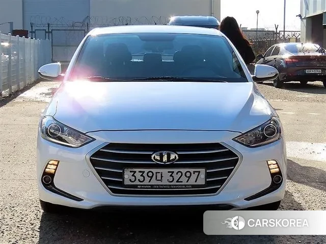 Hyundai Avante AD 2018 Белый из Кореи