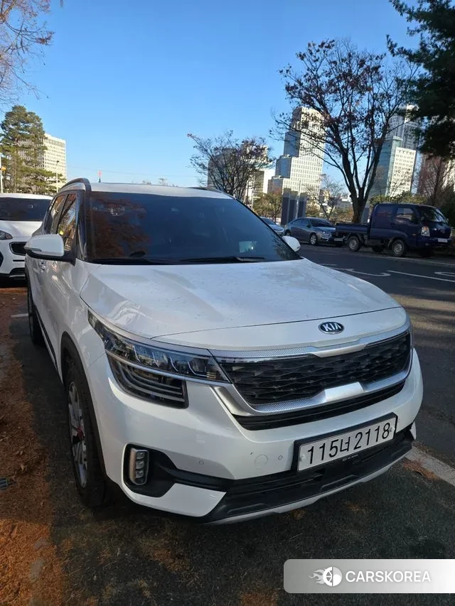 Kia Seltos 2020 Белый из Кореи