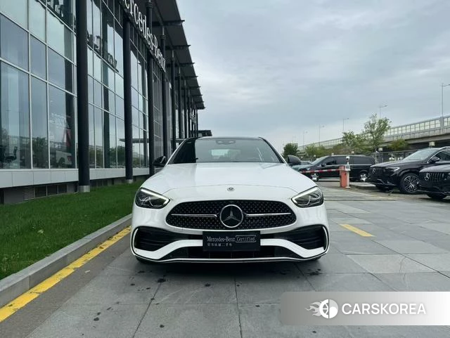 Mercedes-Benz Class C 2024 Белый из Китая