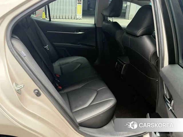 Toyota Camry 2021 Шампань из Китая