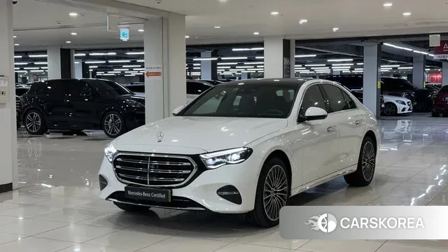 Mercedes-Benz E-Class W214 2024 Белый из Кореи