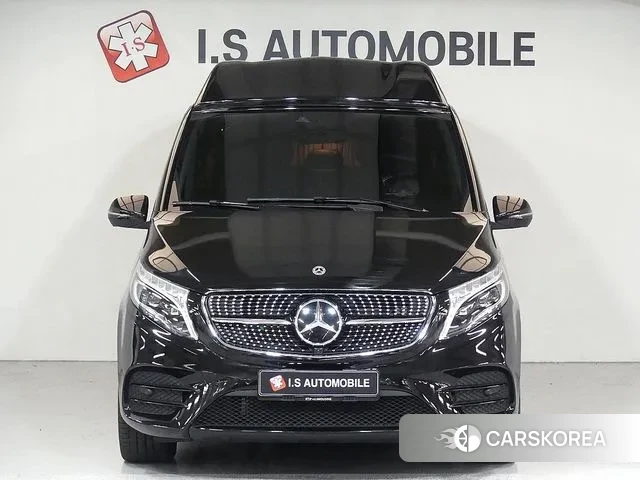 Mercedes-Benz V-Class 2023 Белый из Кореи